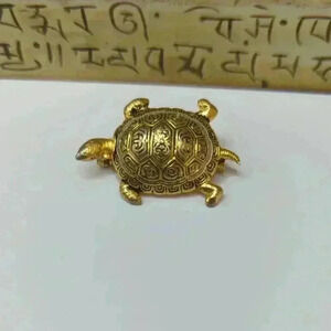 Vintage Goldtone Turtle Brooch Detailed Shell Design Classic & Whimsical Jewelry